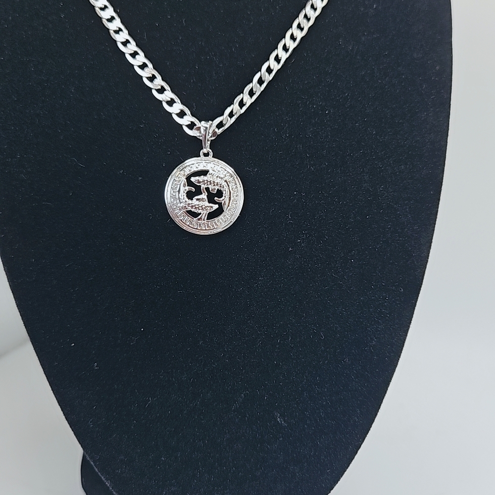 Silver Pendant Necklace